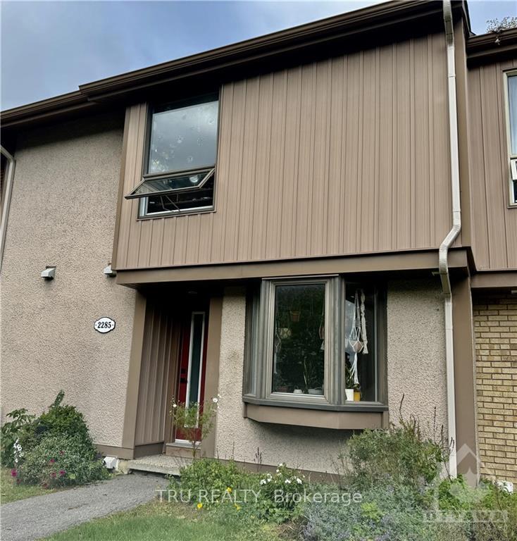 Front of 2285 Stonehenge Crescent