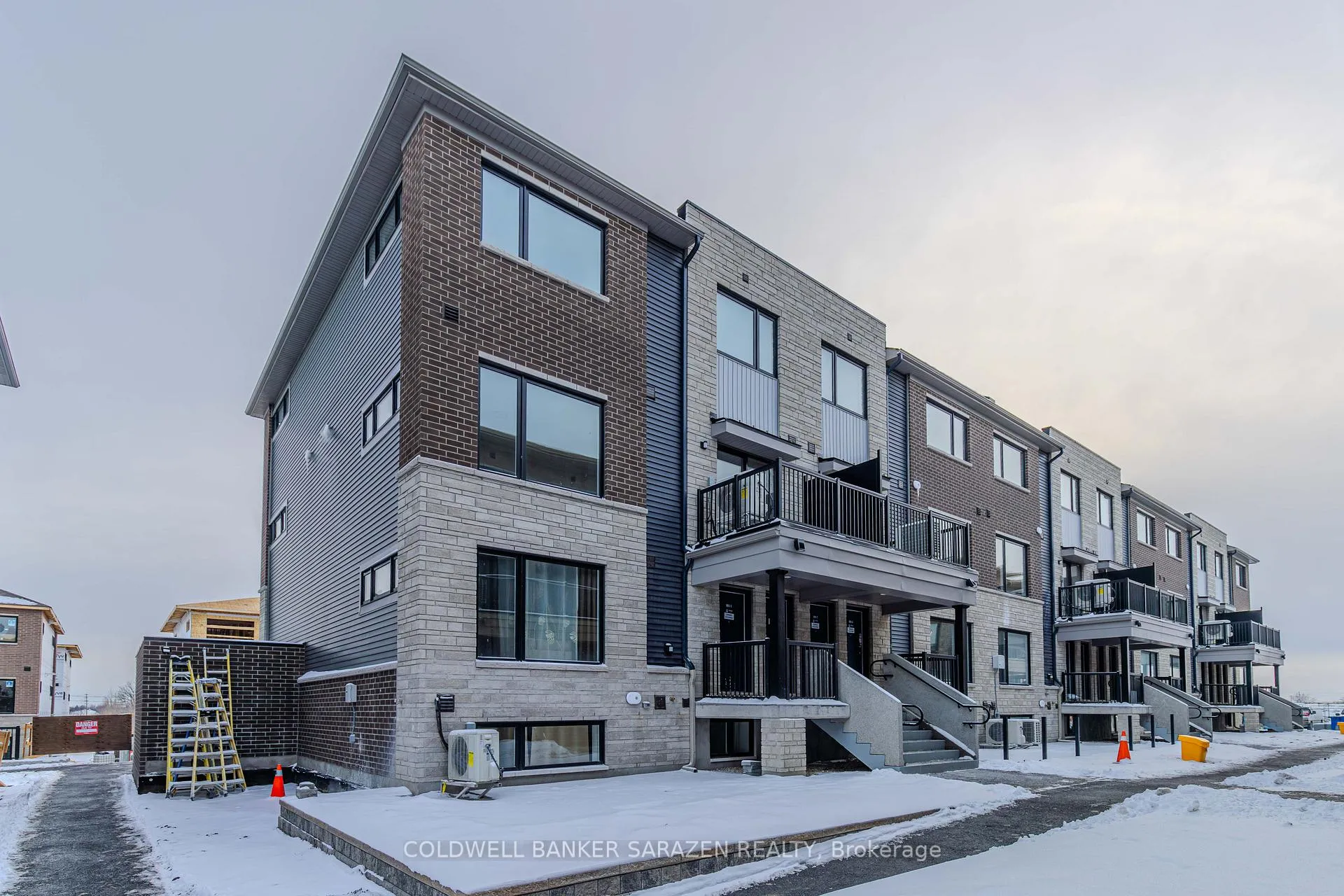 Photo 1 of Unit 2, 801 Glenroy Gilbert Drive, Ottawa, Barrhaven - Strandherd — HOMEH