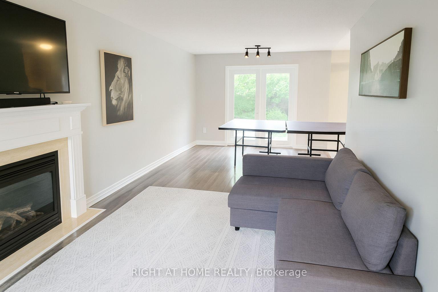 Photo 4 of 17 Kelsey Crescent, Barrie, Ardagh — HOMEH