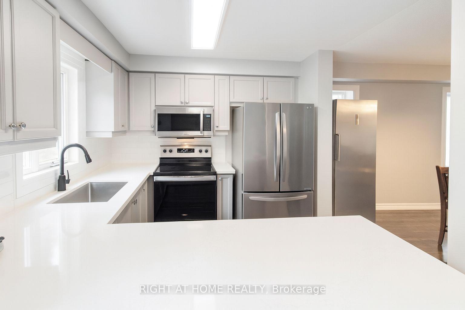 Photo 7 of 17 Kelsey Crescent, Barrie, Ardagh — HOMEH