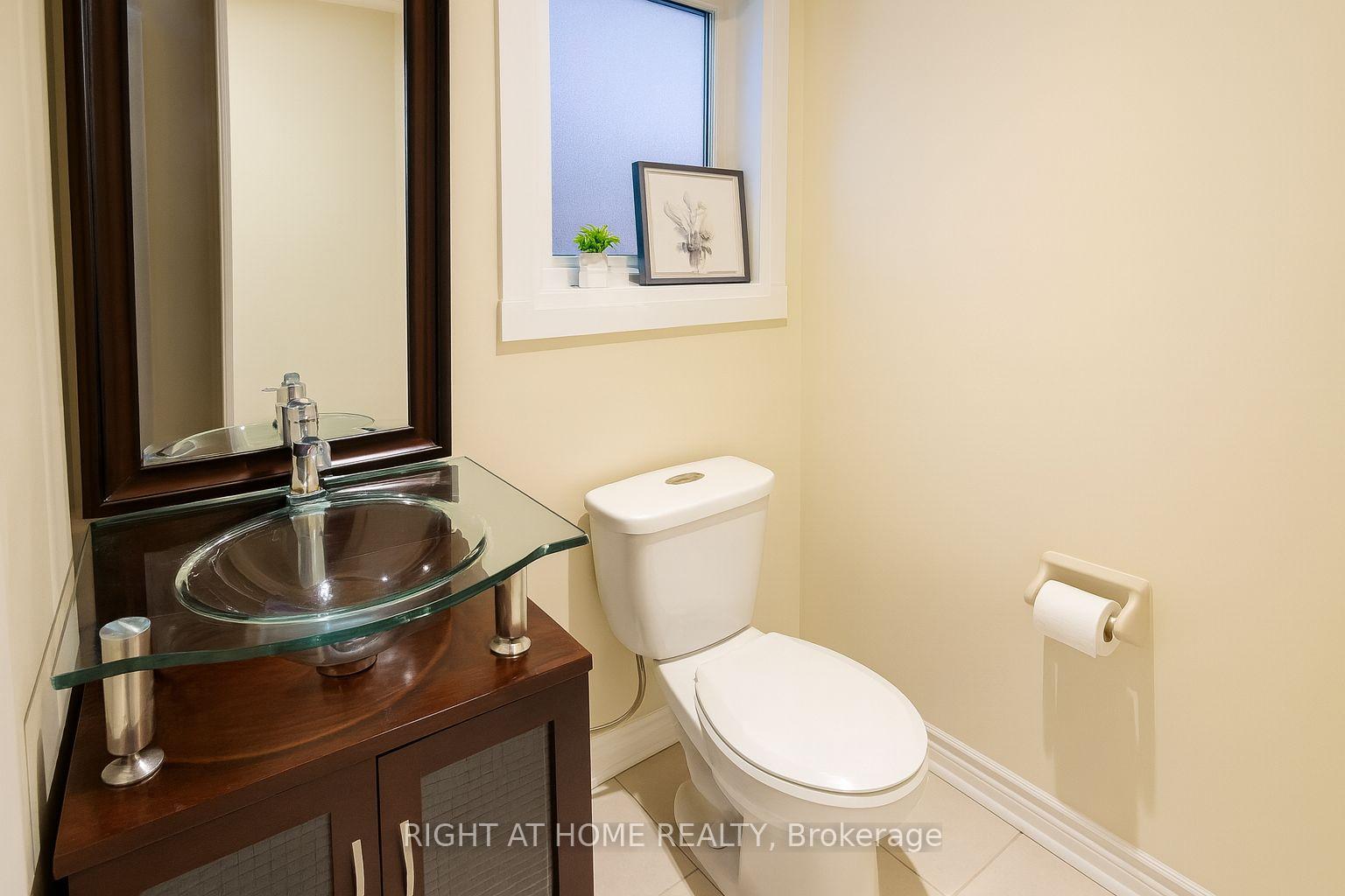 Photo 8 of 17 Kelsey Crescent, Barrie, Ardagh — HOMEH