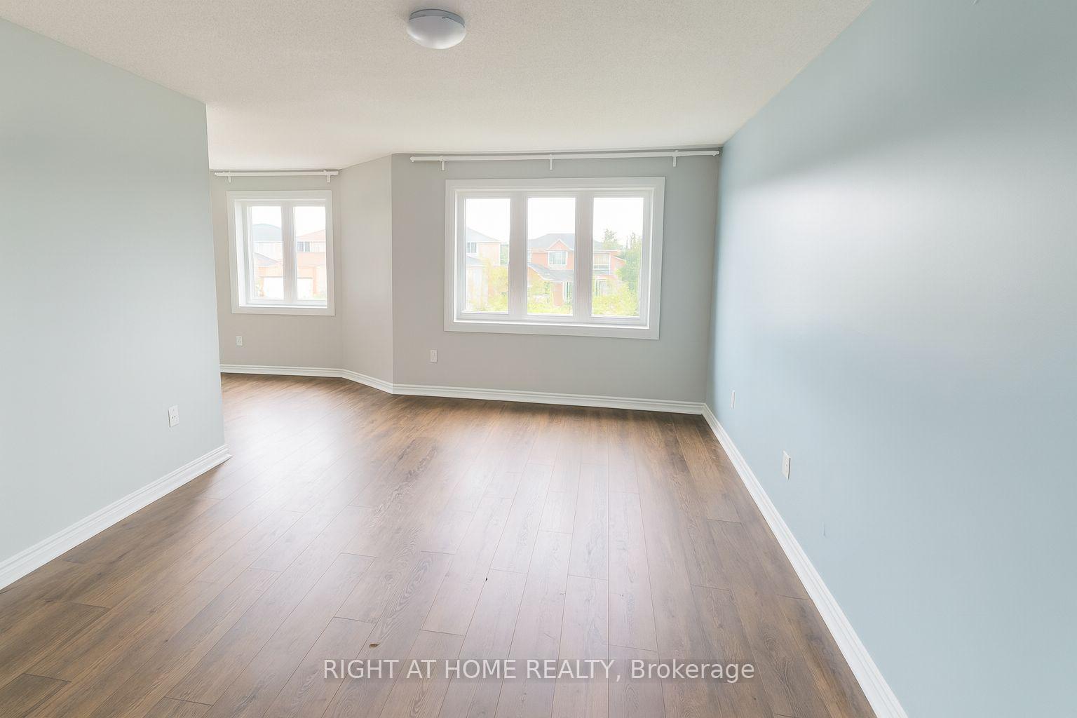 Photo 13 of 17 Kelsey Crescent, Barrie, Ardagh — HOMEH