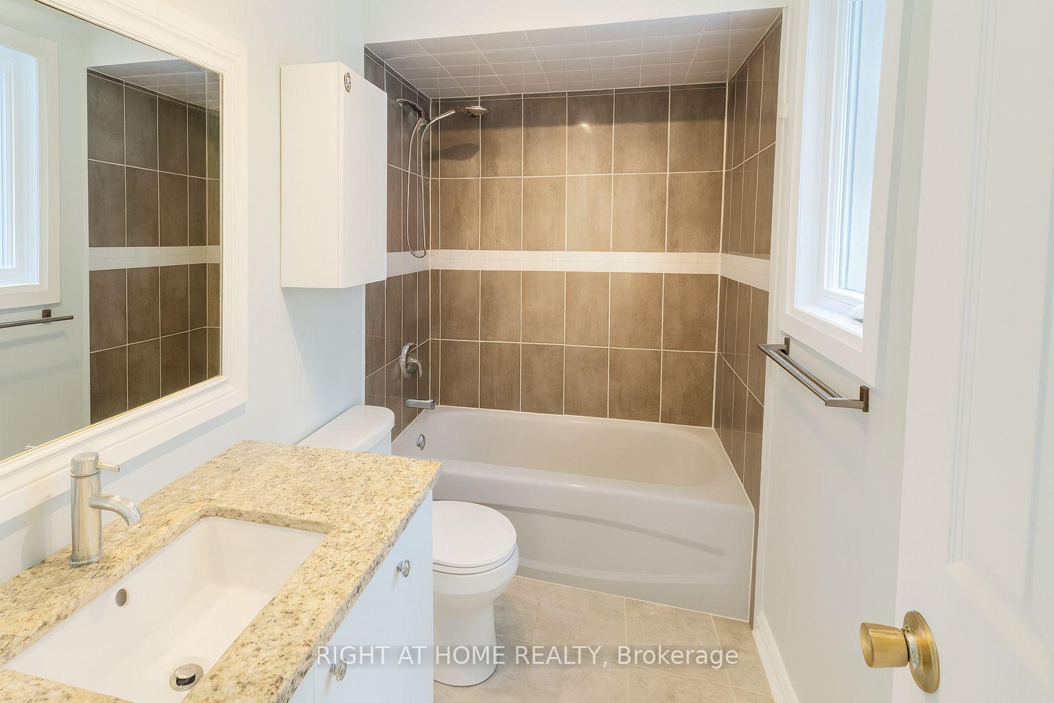 Photo 14 of 17 Kelsey Crescent, Barrie, Ardagh — HOMEH