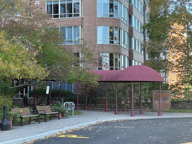 Photo 1 of Unit 1008, 100 Grant Carman Drive, Ottawa, Borden Farm/Stewart Farm/Carleton Heights/Parkwood Hills — HOMEH