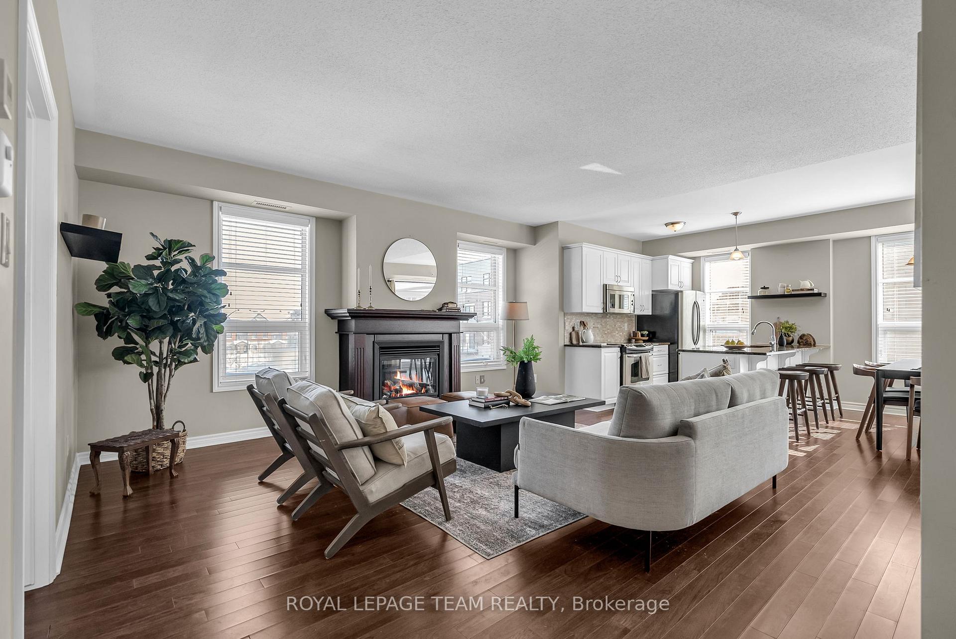 Photo 6 of Unit 204, 399 Bayrose Drive, Ottawa, Barrhaven - Strandherd — HOMEH