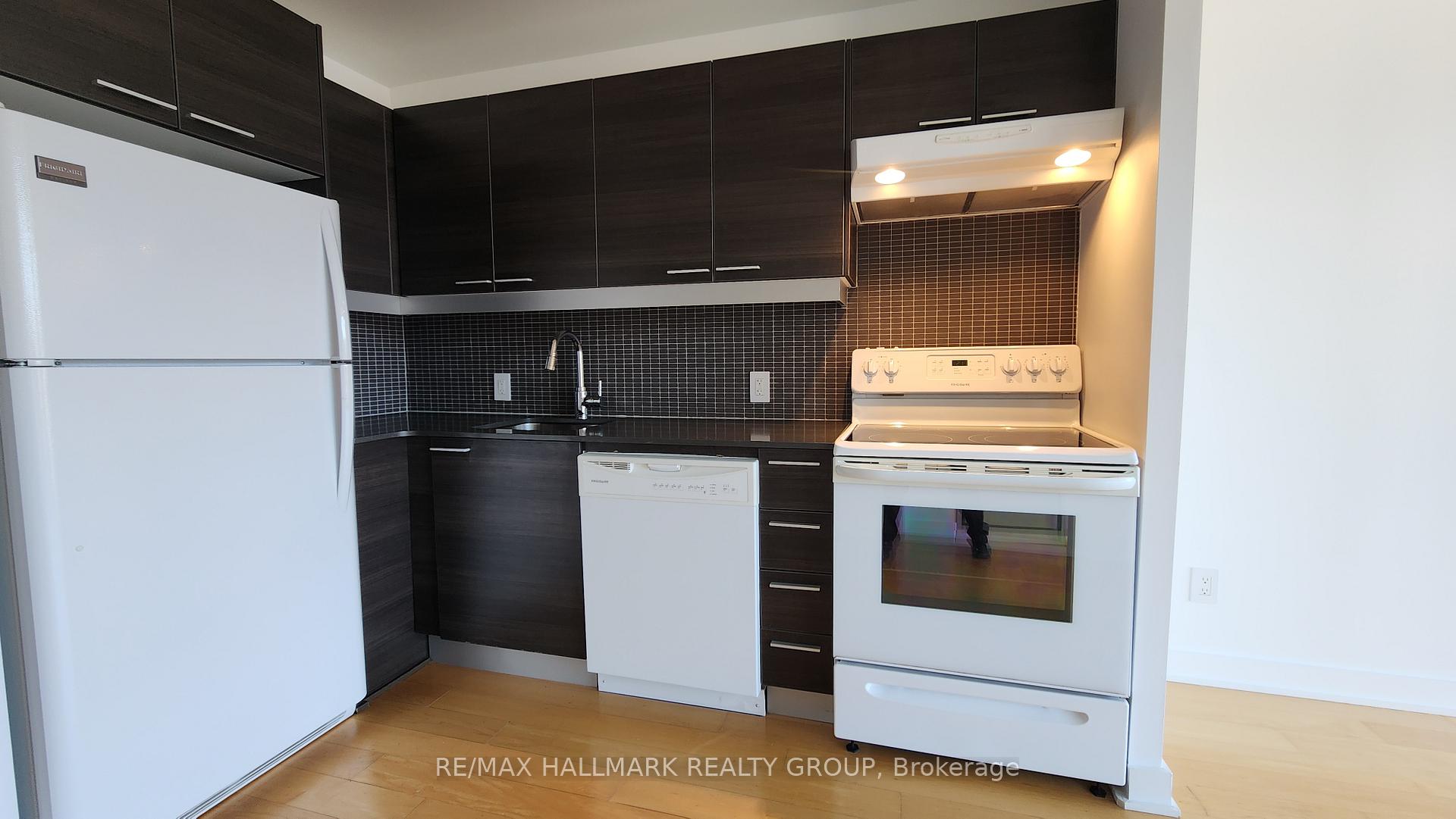 Photo 5 of Unit 228, 354 Gladstone Avenue, Ottawa, Ottawa Centre — HOMEH