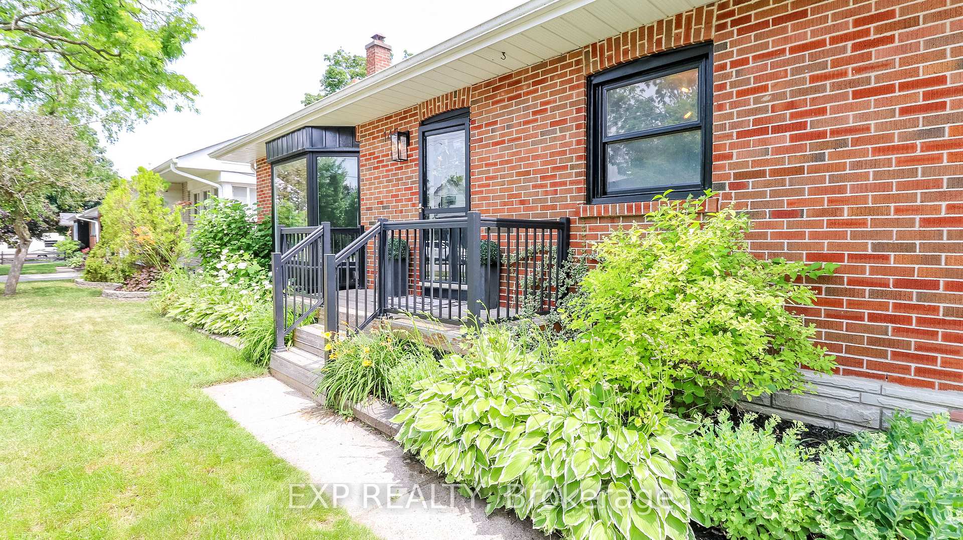 Photo 5 of 145 Cook Street, Barrie, Codrington — HOMEH