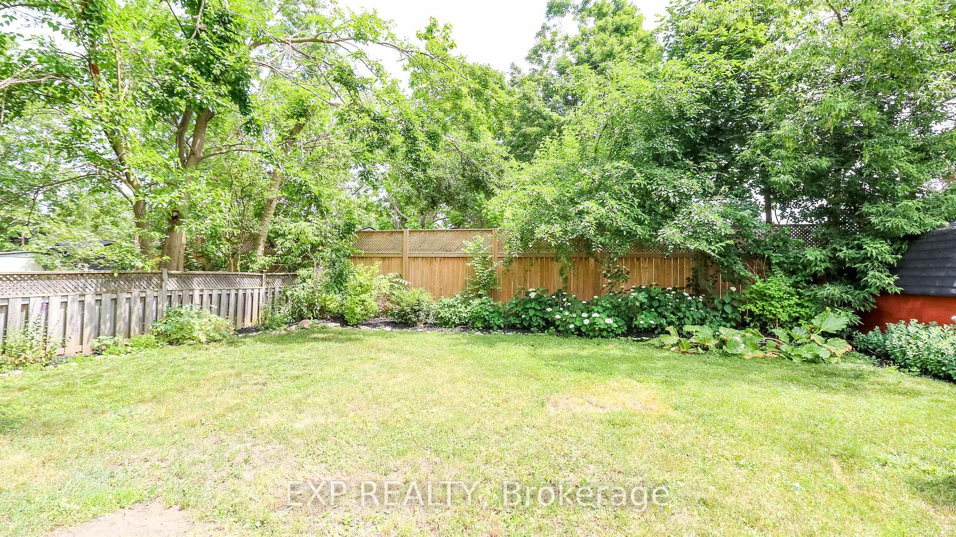 Photo 6 of 145 Cook Street, Barrie, Codrington — HOMEH