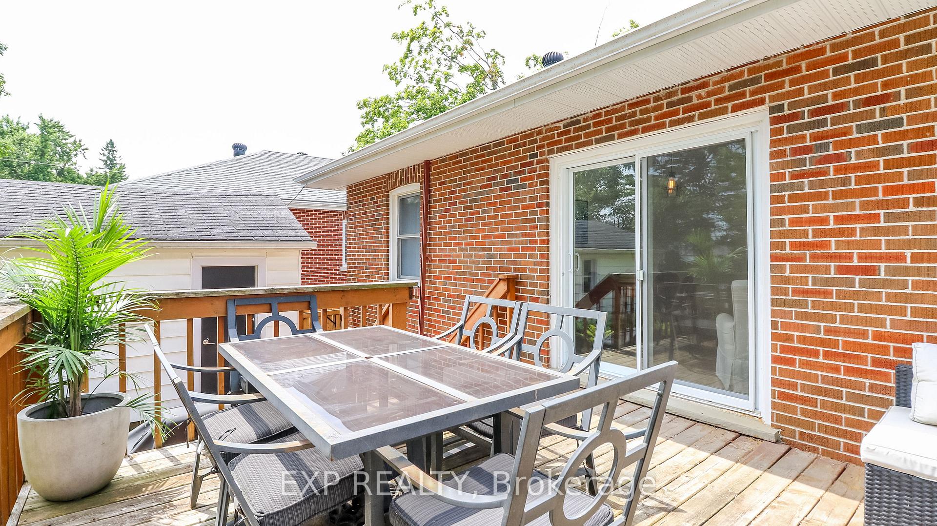 Photo 10 of 145 Cook Street, Barrie, Codrington — HOMEH