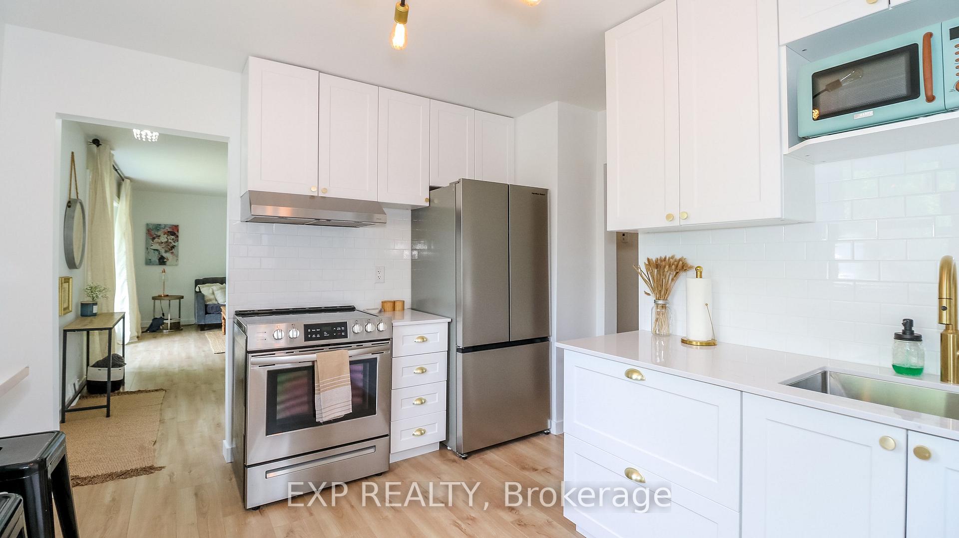 Photo 21 of 145 Cook Street, Barrie, Codrington — HOMEH