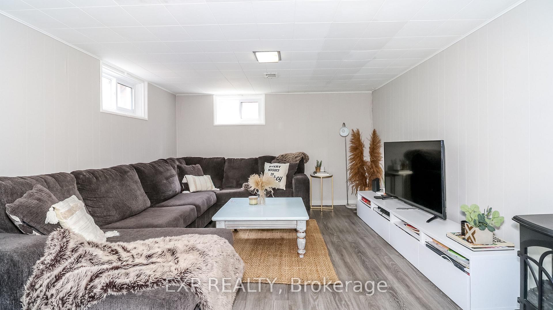 Photo 34 of 145 Cook Street, Barrie, Codrington — HOMEH