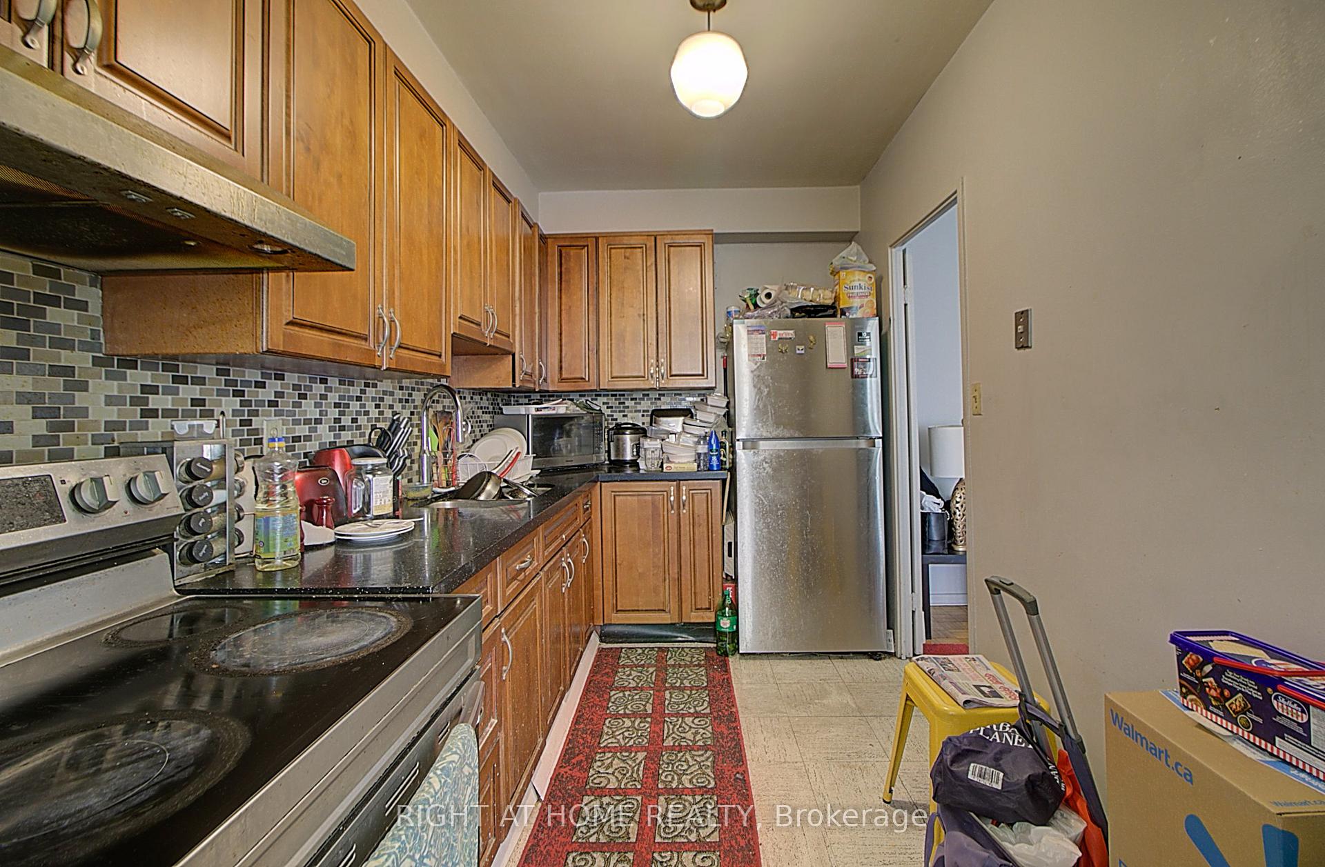 Photo 3 of Unit 106, 1 Massey Square, Toronto, Crescent Town — HOMEH