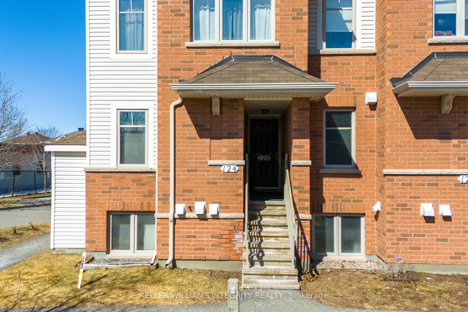 Photo 1 of 126 Windswept, Ottawa, Riverside South/Gloucester Glen — HOMEH