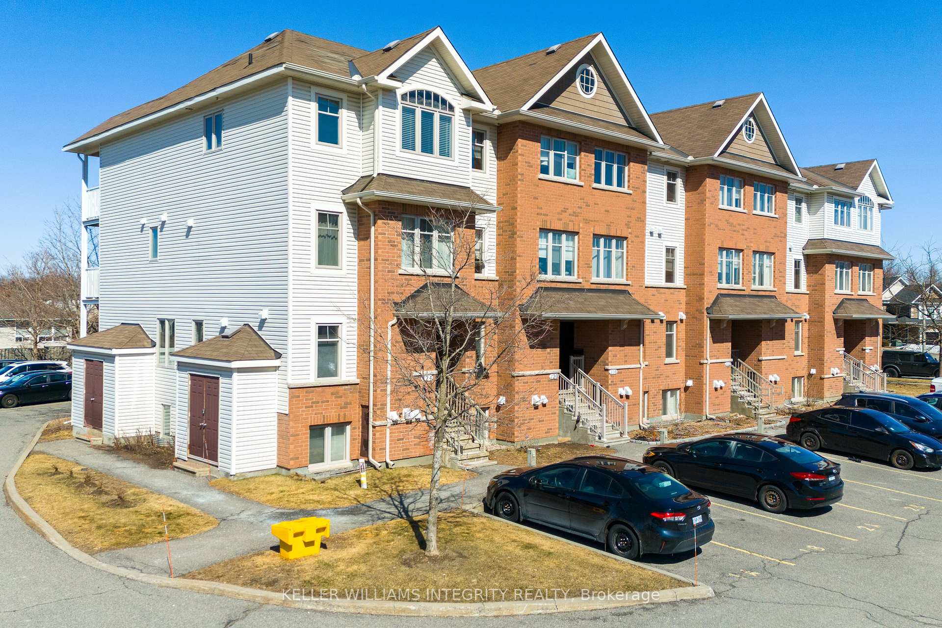 Photo 2 of 126 Windswept, Ottawa, Riverside South/Gloucester Glen — HOMEH