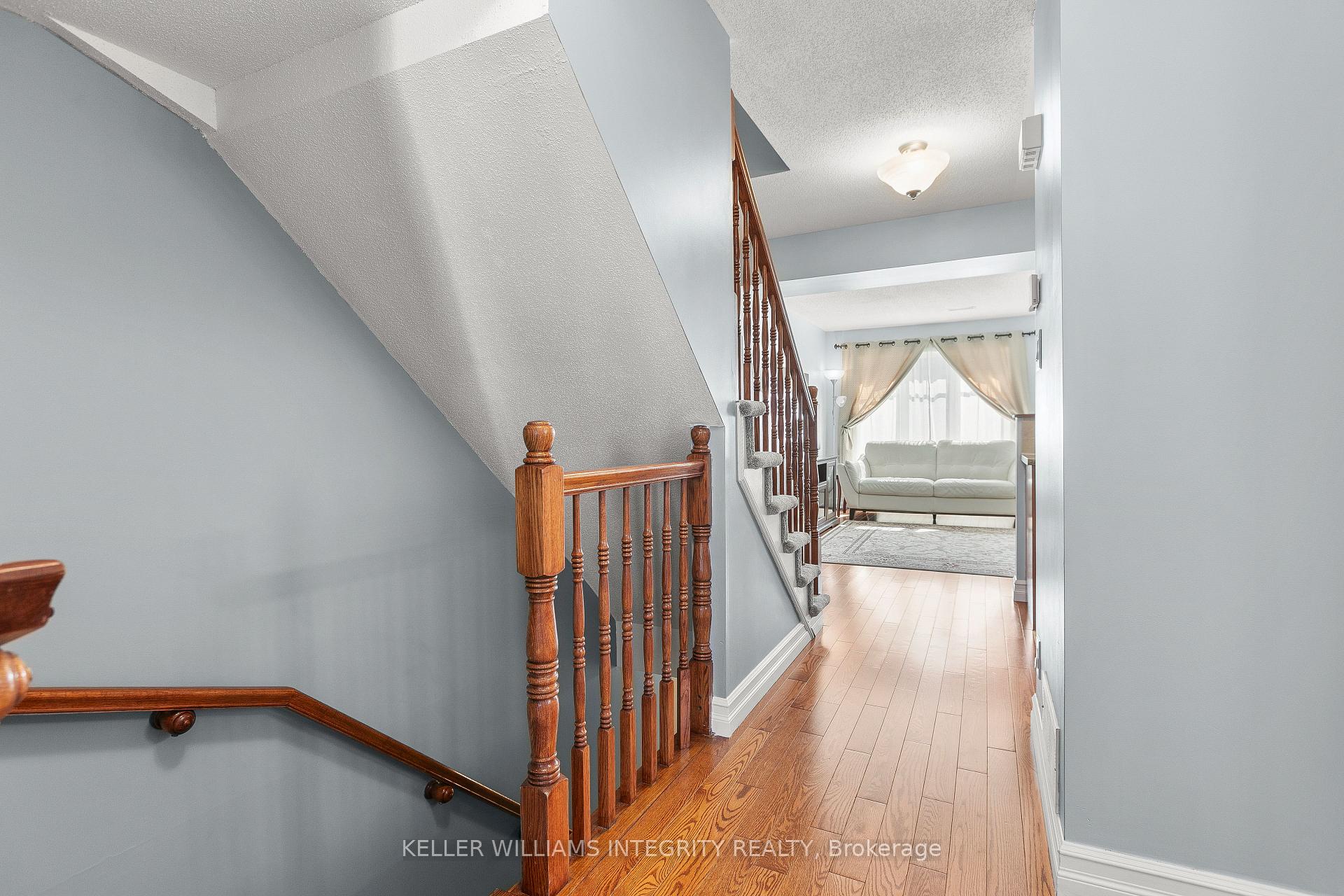 Photo 18 of 126 Windswept, Ottawa, Riverside South/Gloucester Glen — HOMEH