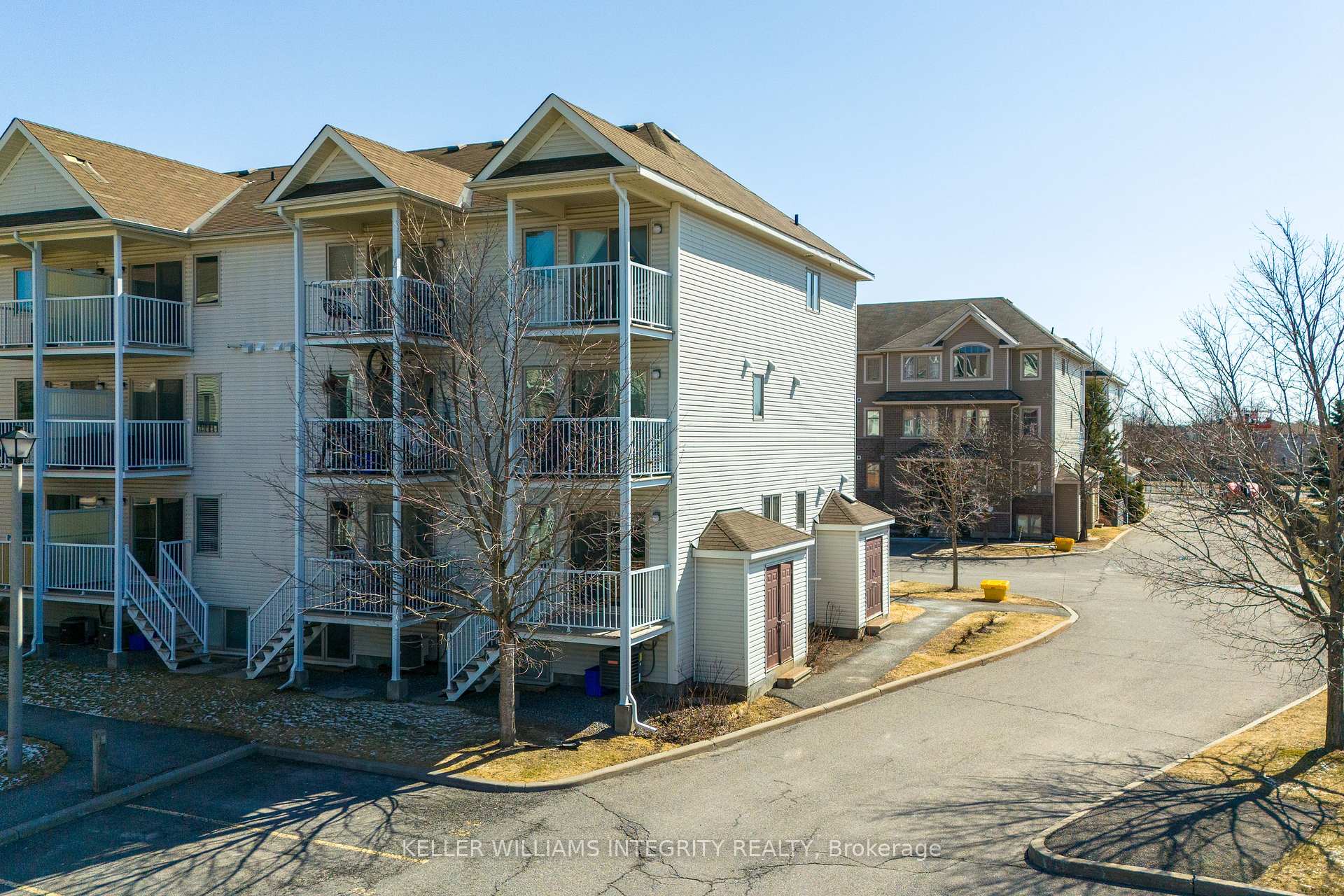 Photo 34 of 126 Windswept, Ottawa, Riverside South/Gloucester Glen — HOMEH