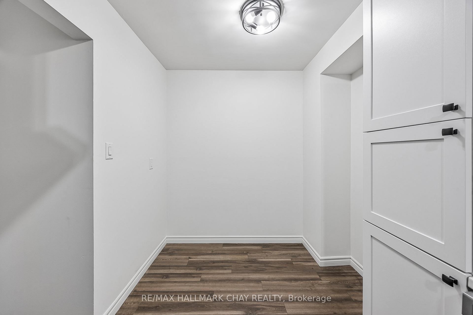 Photo 16 of Unit 6, 2 Bernick Drive, Barrie, Grove East — HOMEH