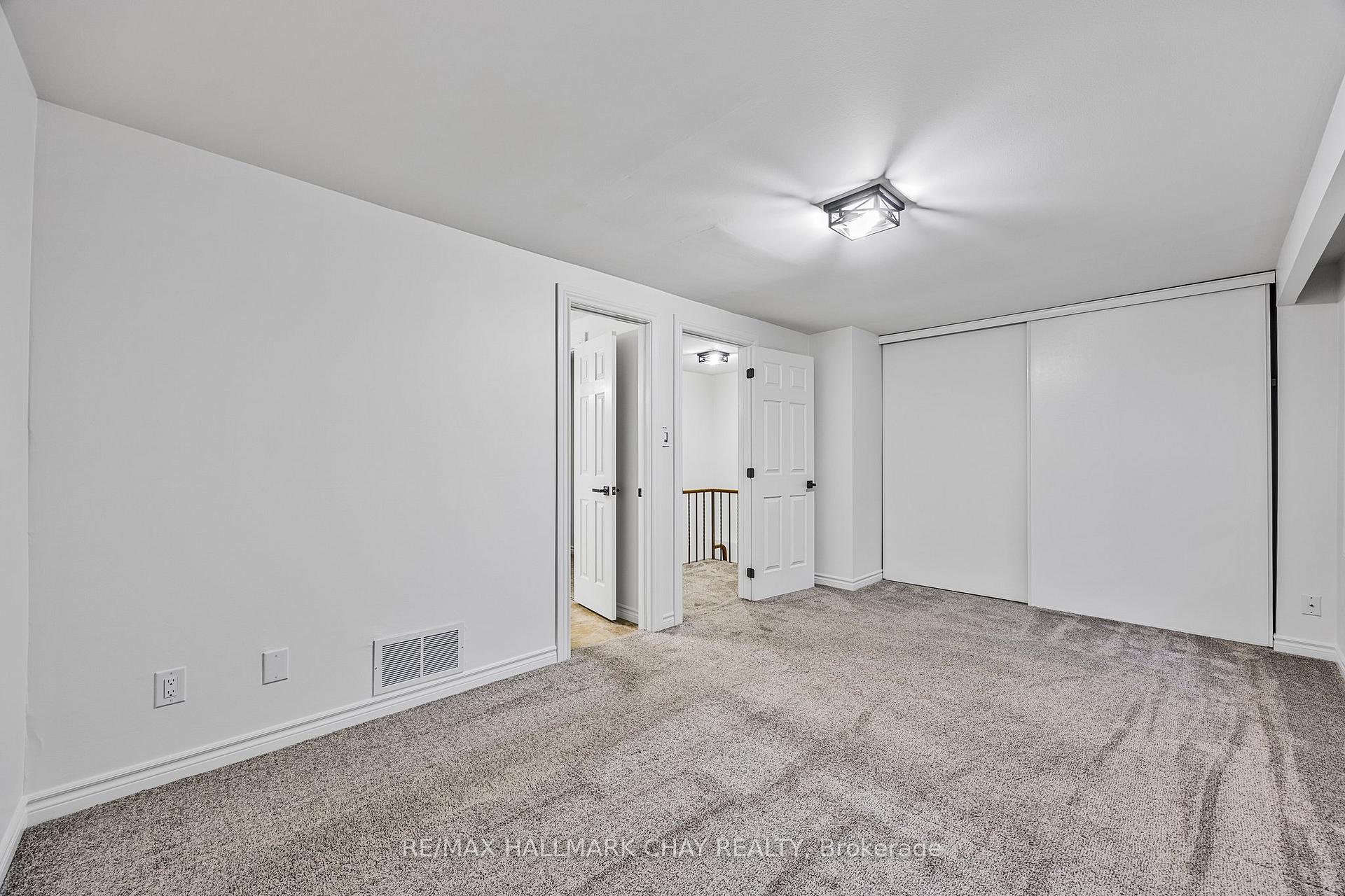 Photo 20 of Unit 6, 2 Bernick Drive, Barrie, Grove East — HOMEH