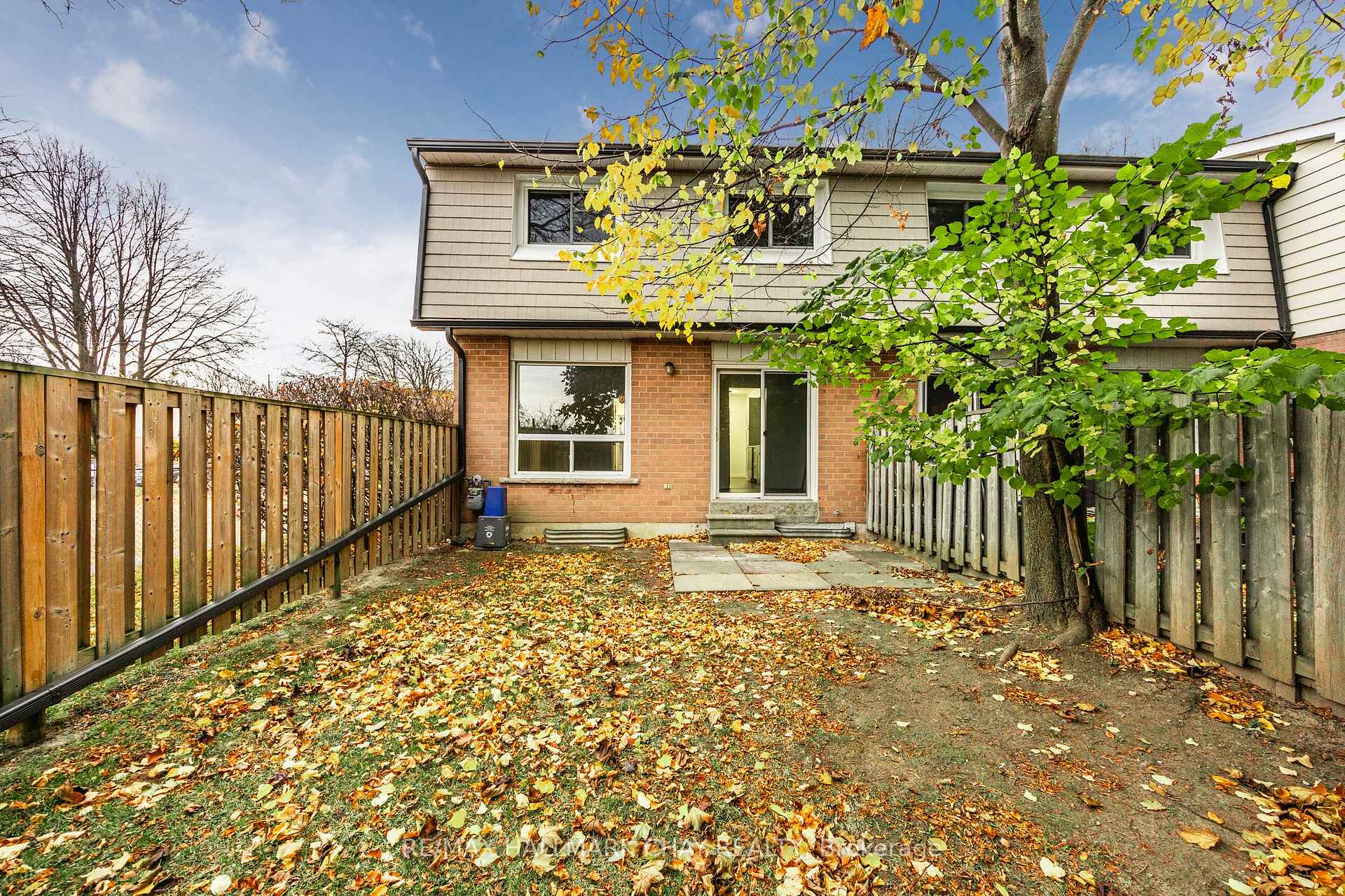 Photo 31 of Unit 6, 2 Bernick Drive, Barrie, Grove East — HOMEH