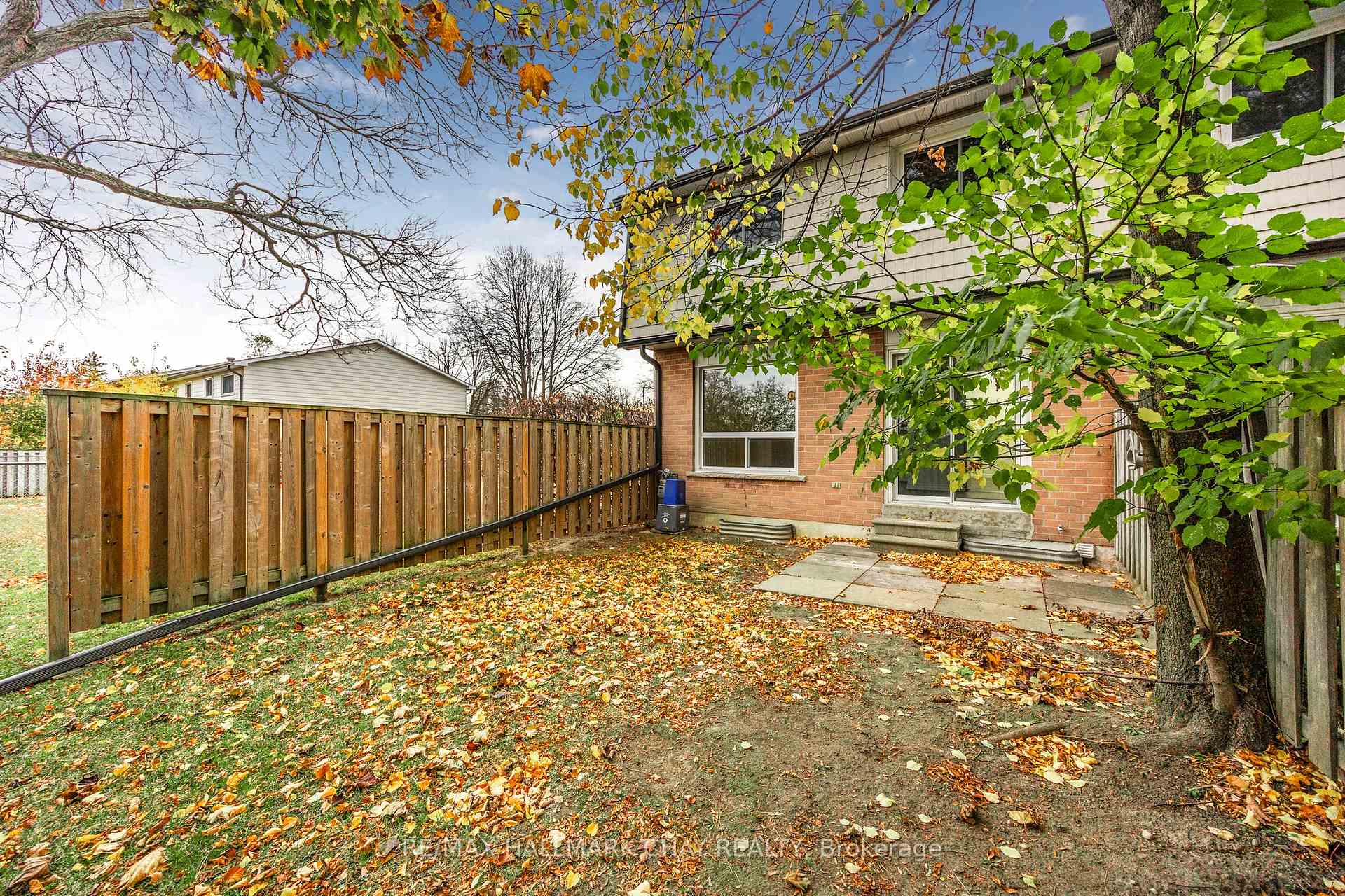 Photo 32 of Unit 6, 2 Bernick Drive, Barrie, Grove East — HOMEH
