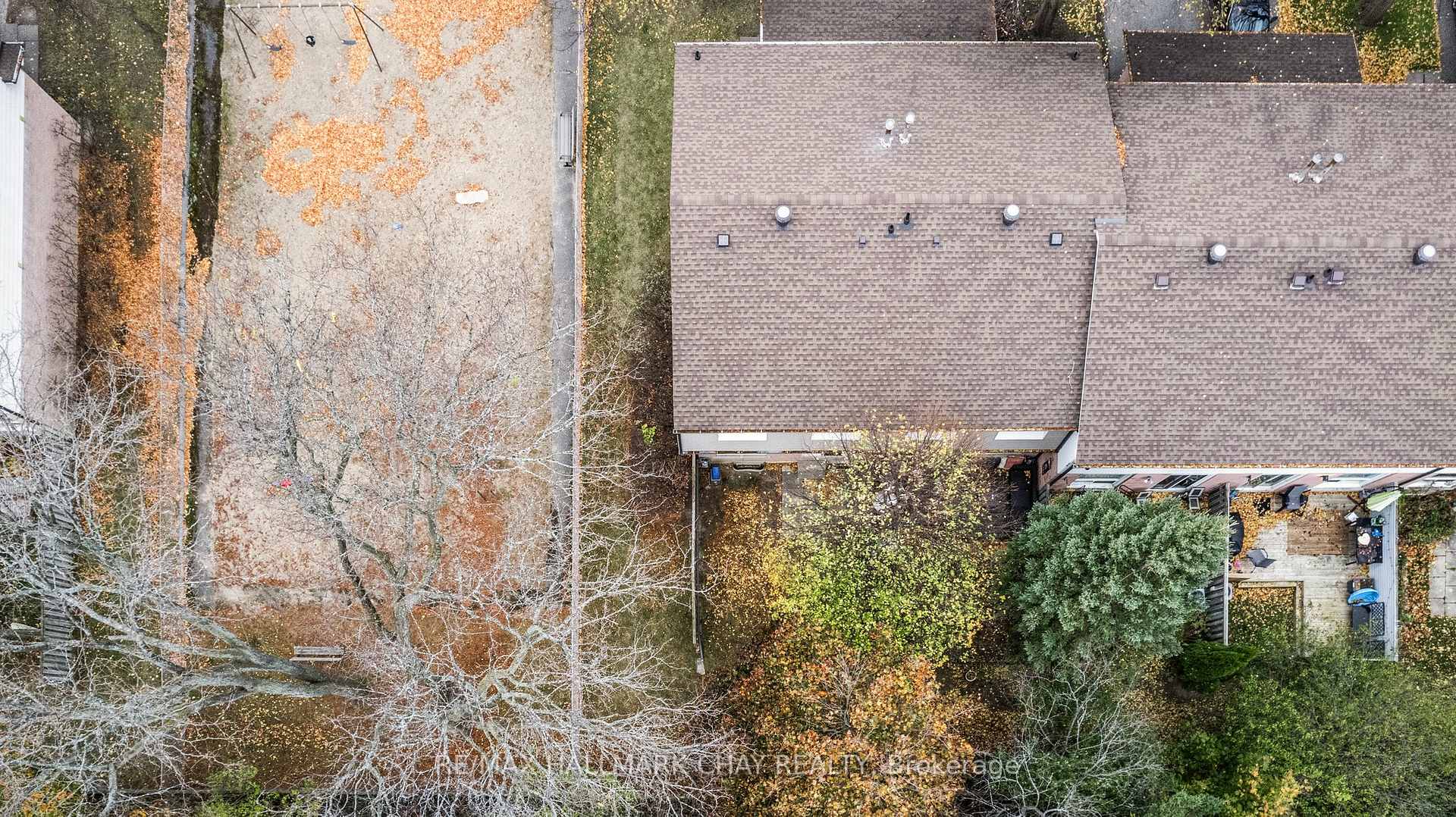Photo 34 of Unit 6, 2 Bernick Drive, Barrie, Grove East — HOMEH