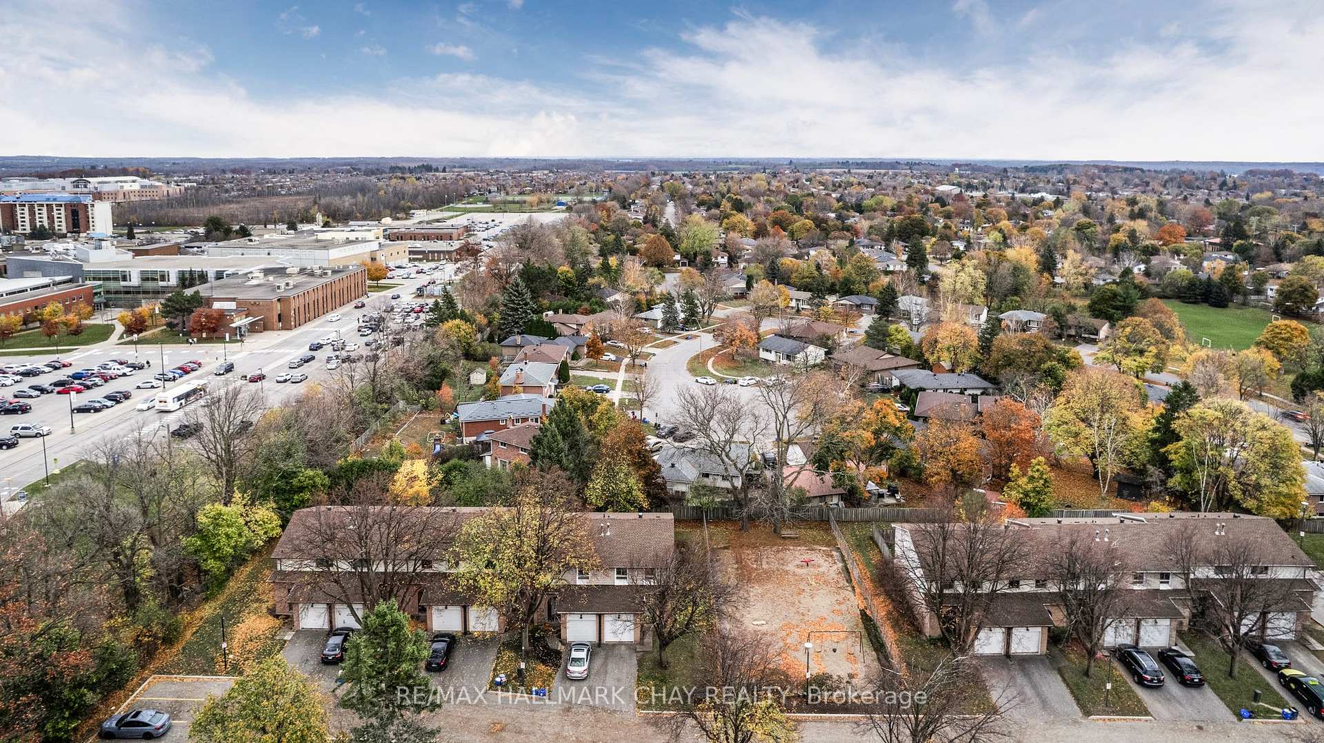 Photo 35 of Unit 6, 2 Bernick Drive, Barrie, Grove East — HOMEH
