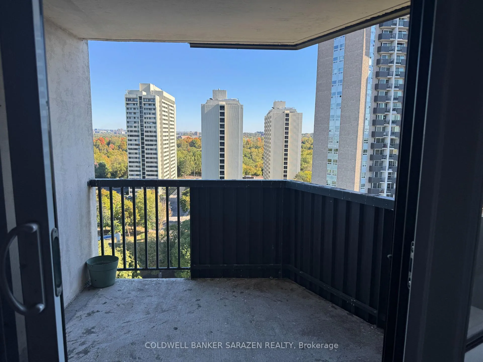 Photo 7 of Unit 1505, 900 Dynes Road, Ottawa, Carleton Square — HOMEH