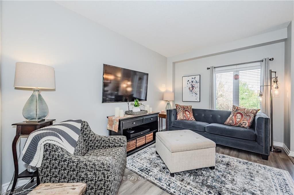 Photo 12 of Unit 13, 146 Downey Road, Guelph, Kortright Hills — HOMEH