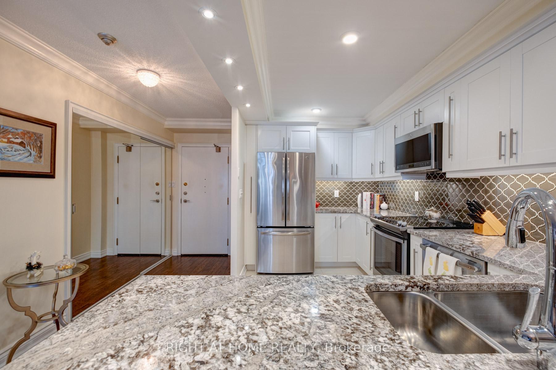 Photo 8 of Unit 303, 55 Austin Drive, Markham, Markville — HOMEH
