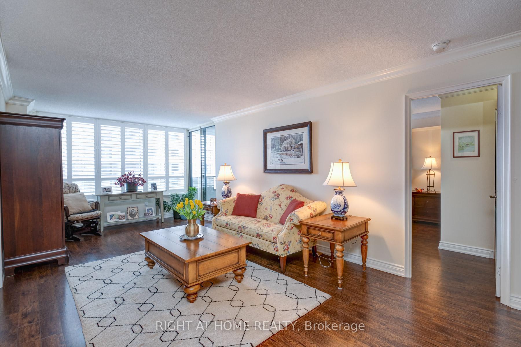 Photo 13 of Unit 303, 55 Austin Drive, Markham, Markville — HOMEH