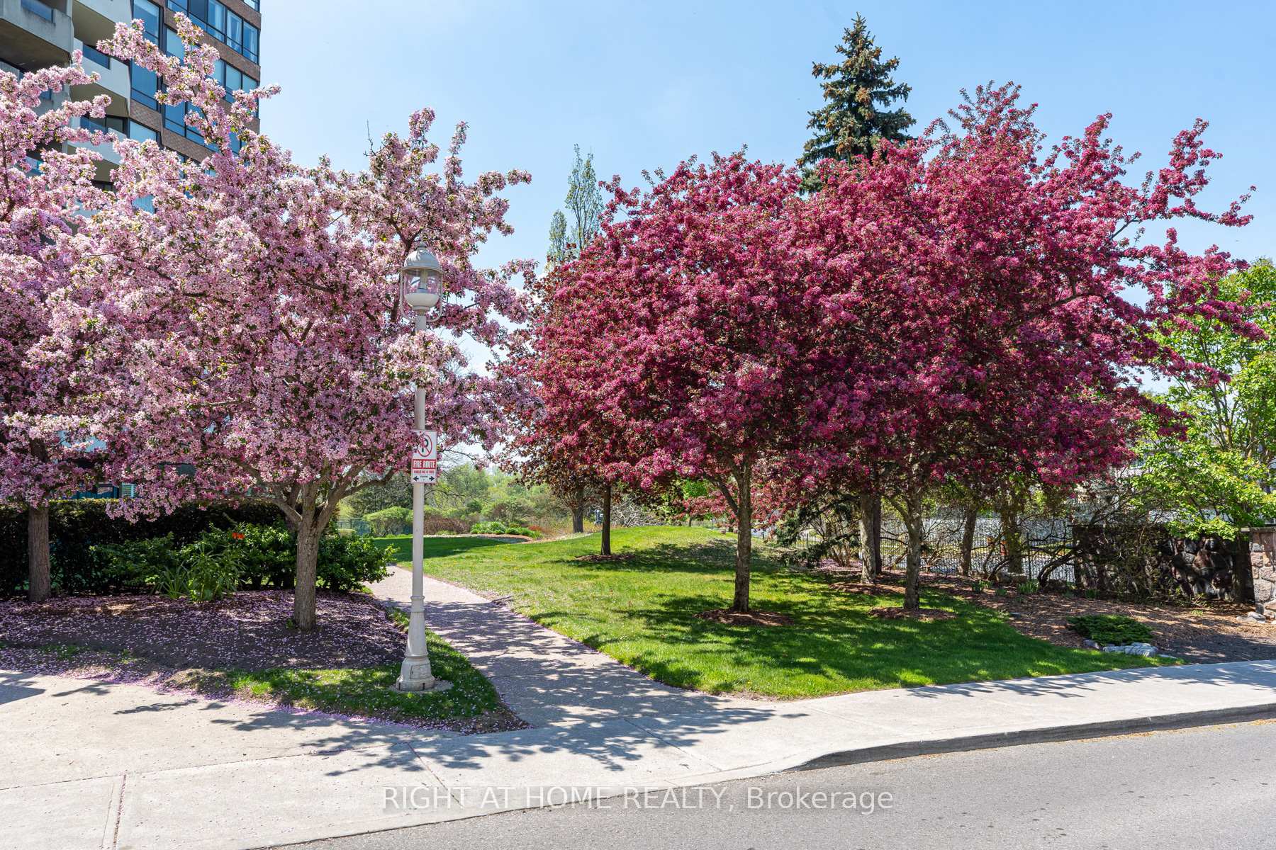 Photo 40 of Unit 303, 55 Austin Drive, Markham, Markville — HOMEH