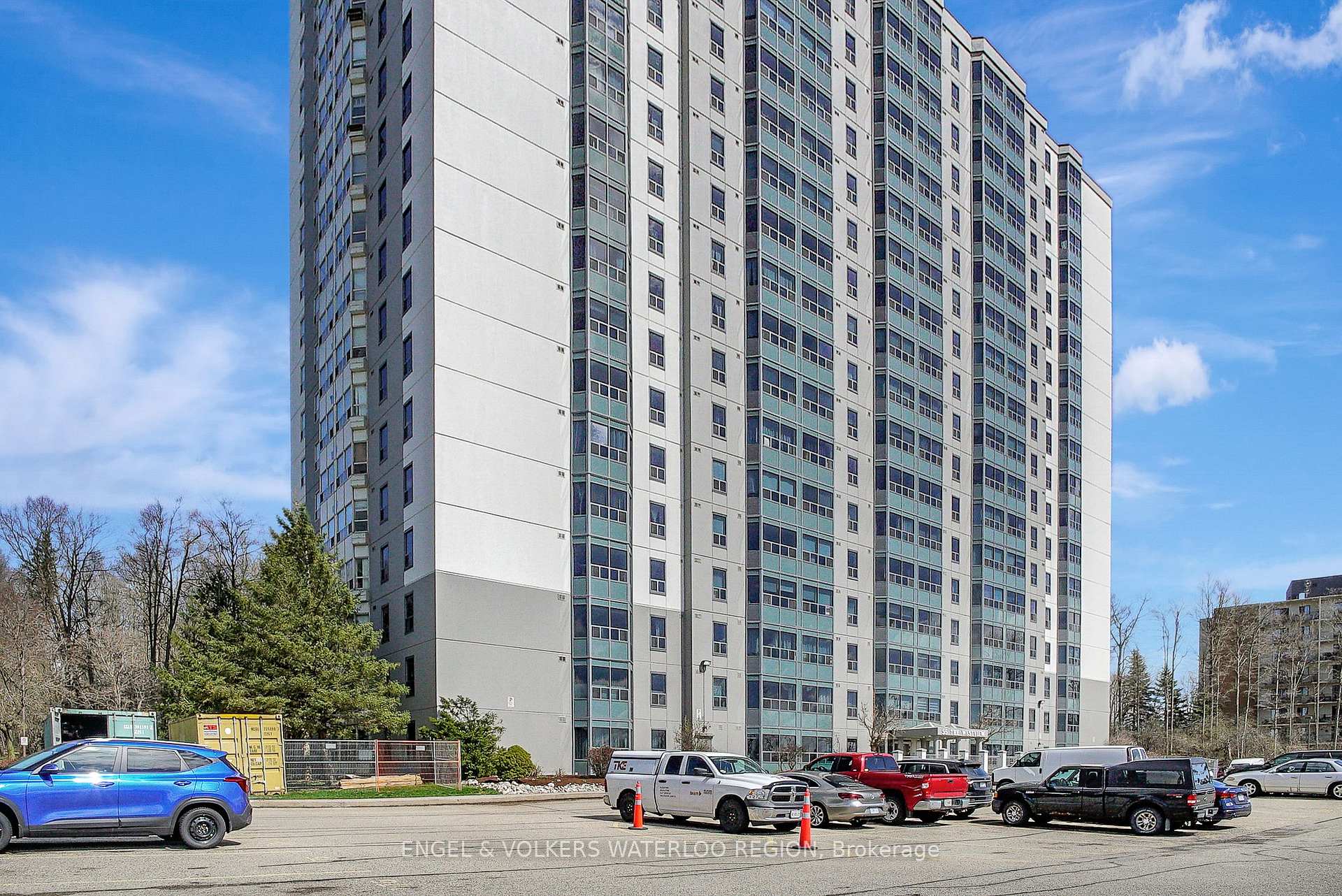 Photo 5 of Unit 411, 55 Green Valley Drive, Kitchener — HOMEH