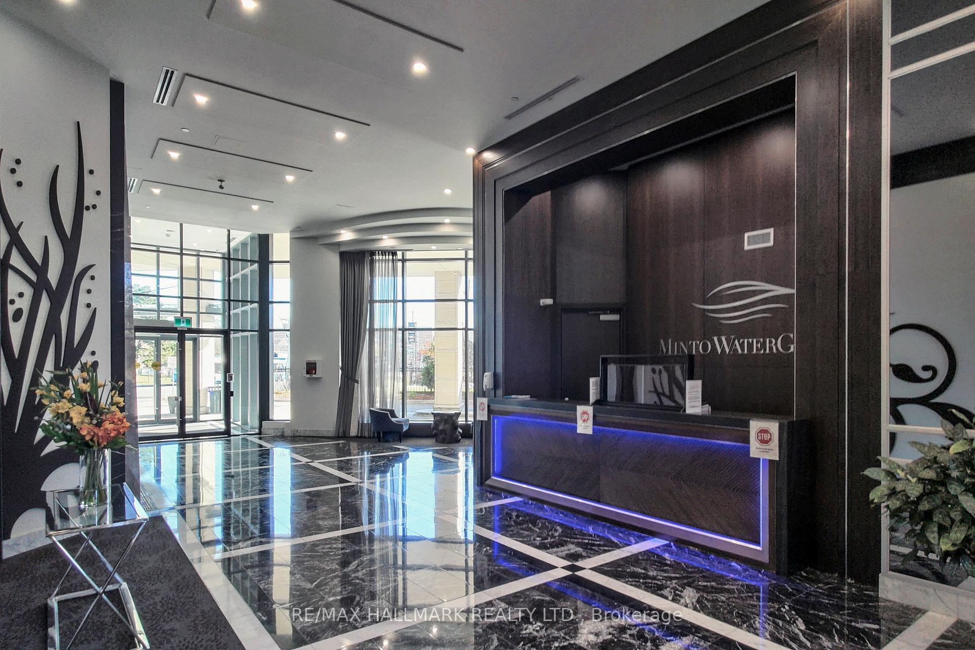 Photo 4 of Unit 120, 7608 Yonge Street, Vaughan, Crestwood-Springfarm-Yorkhill — HOMEH