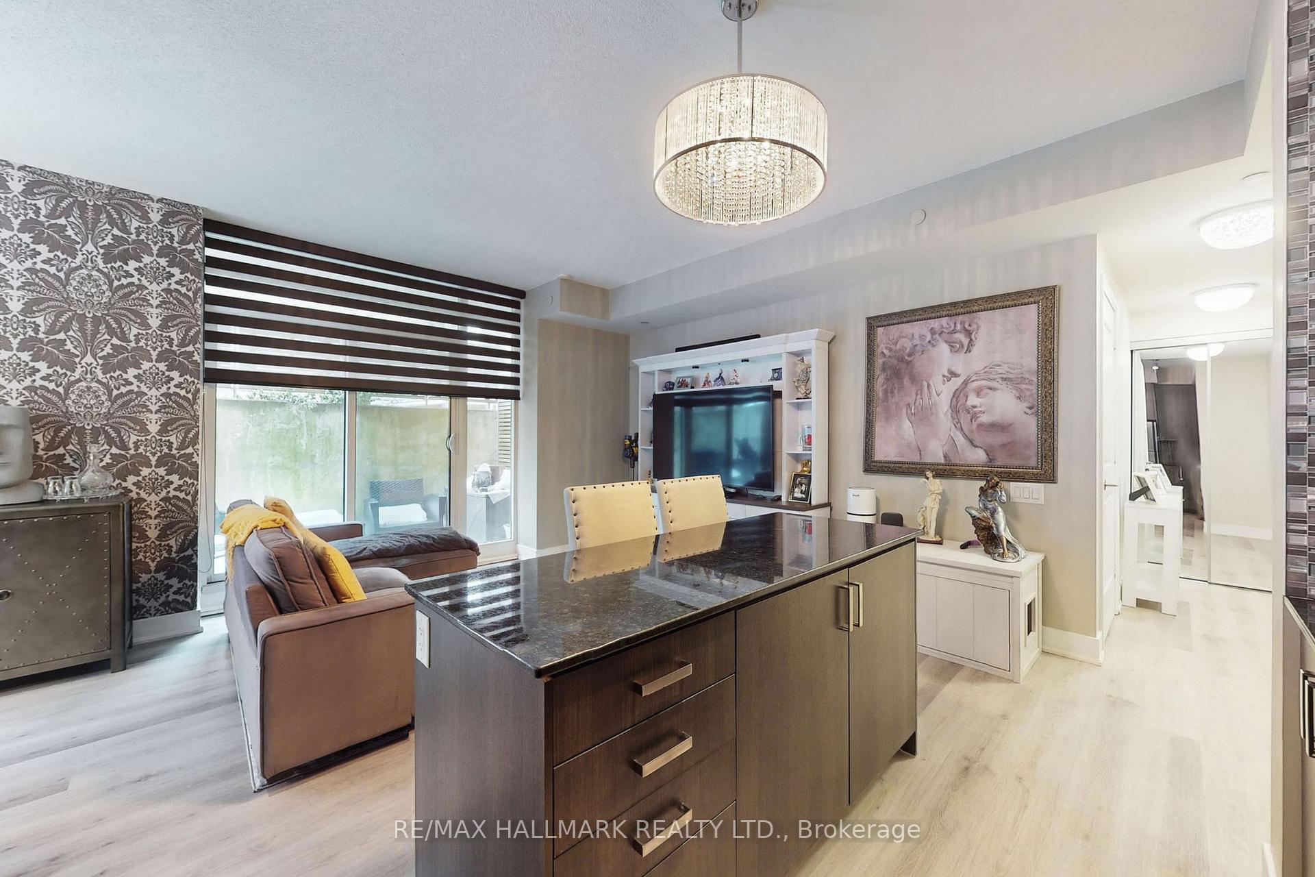 Photo 11 of Unit 120, 7608 Yonge Street, Vaughan, Crestwood-Springfarm-Yorkhill — HOMEH