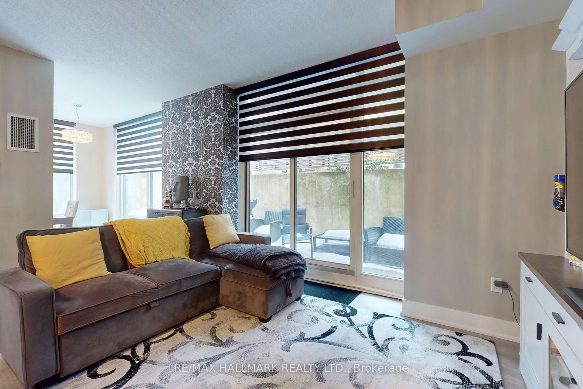 Photo 13 of Unit 120, 7608 Yonge Street, Vaughan, Crestwood-Springfarm-Yorkhill — HOMEH