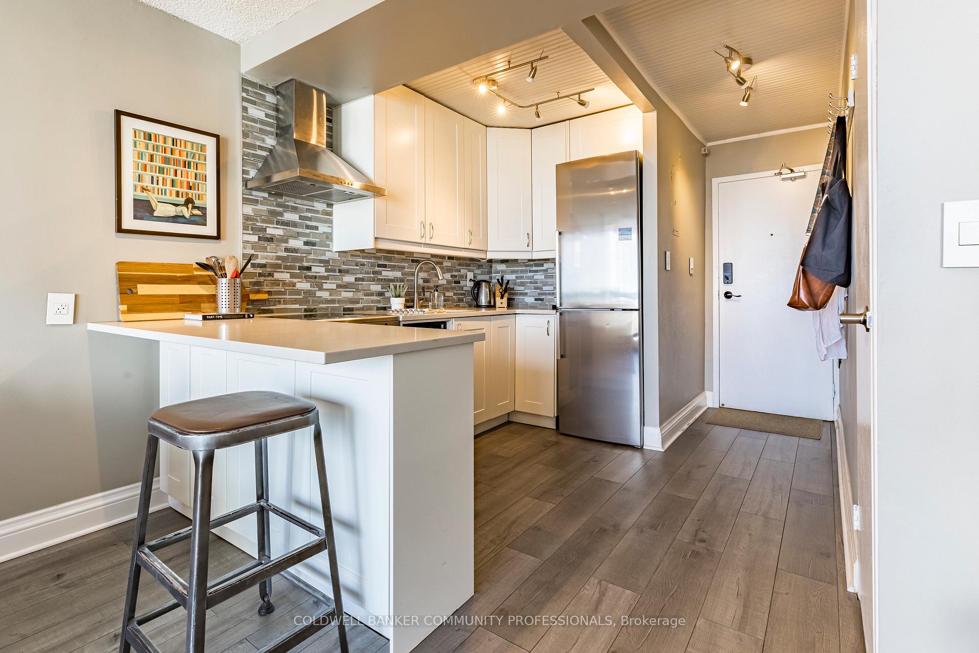 Photo 32 of Unit 1401, 150 Charlton Avenue E, Hamilton, Corktown — HOMEH