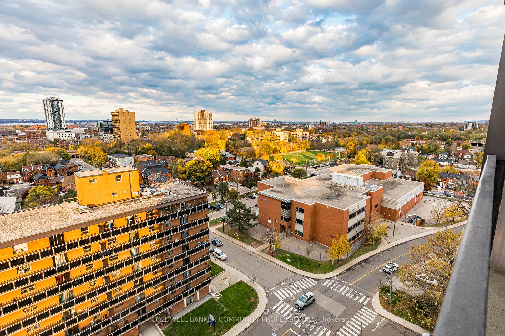 Photo 78 of Unit 1401, 150 Charlton Avenue E, Hamilton, Corktown — HOMEH