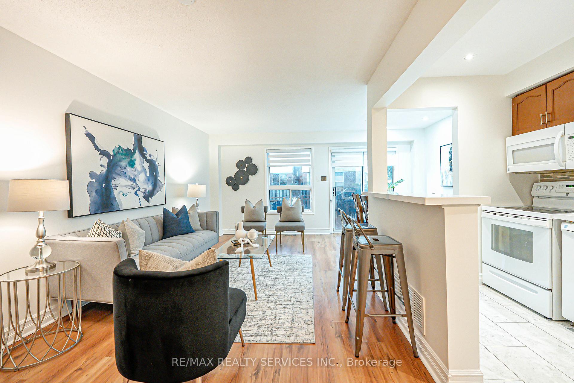 Photo 9 of Unit 19, 192 Cresthaven Road, Brampton, Snelgrove — HOMEH