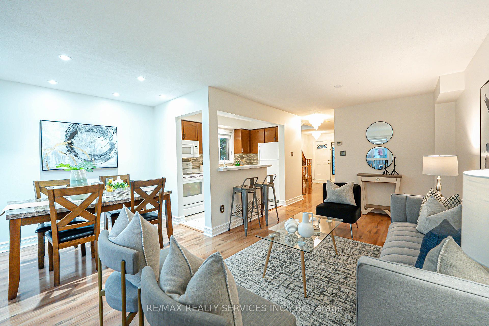 Photo 14 of Unit 19, 192 Cresthaven Road, Brampton, Snelgrove — HOMEH