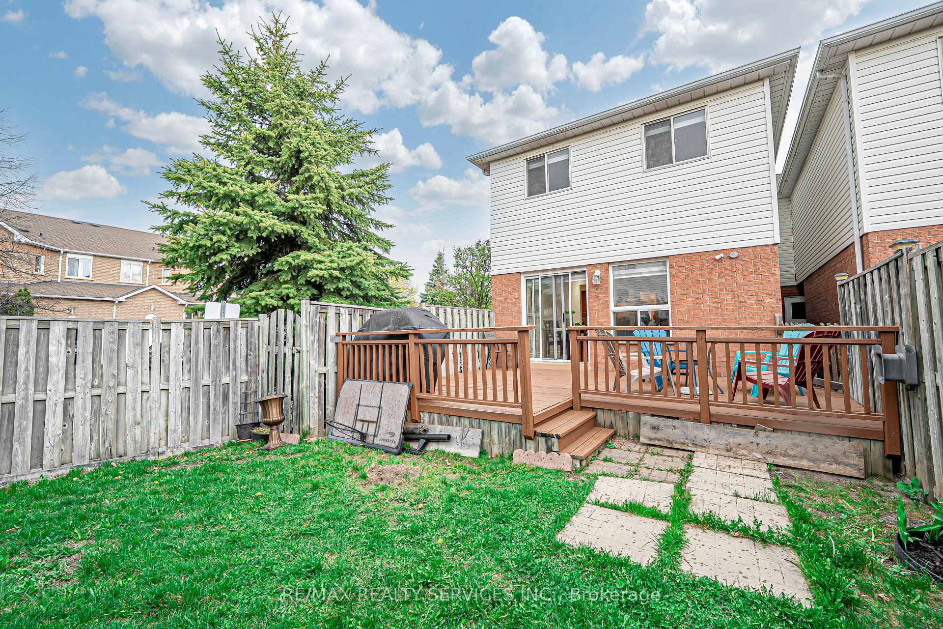 Photo 42 of Unit 19, 192 Cresthaven Road, Brampton, Snelgrove — HOMEH