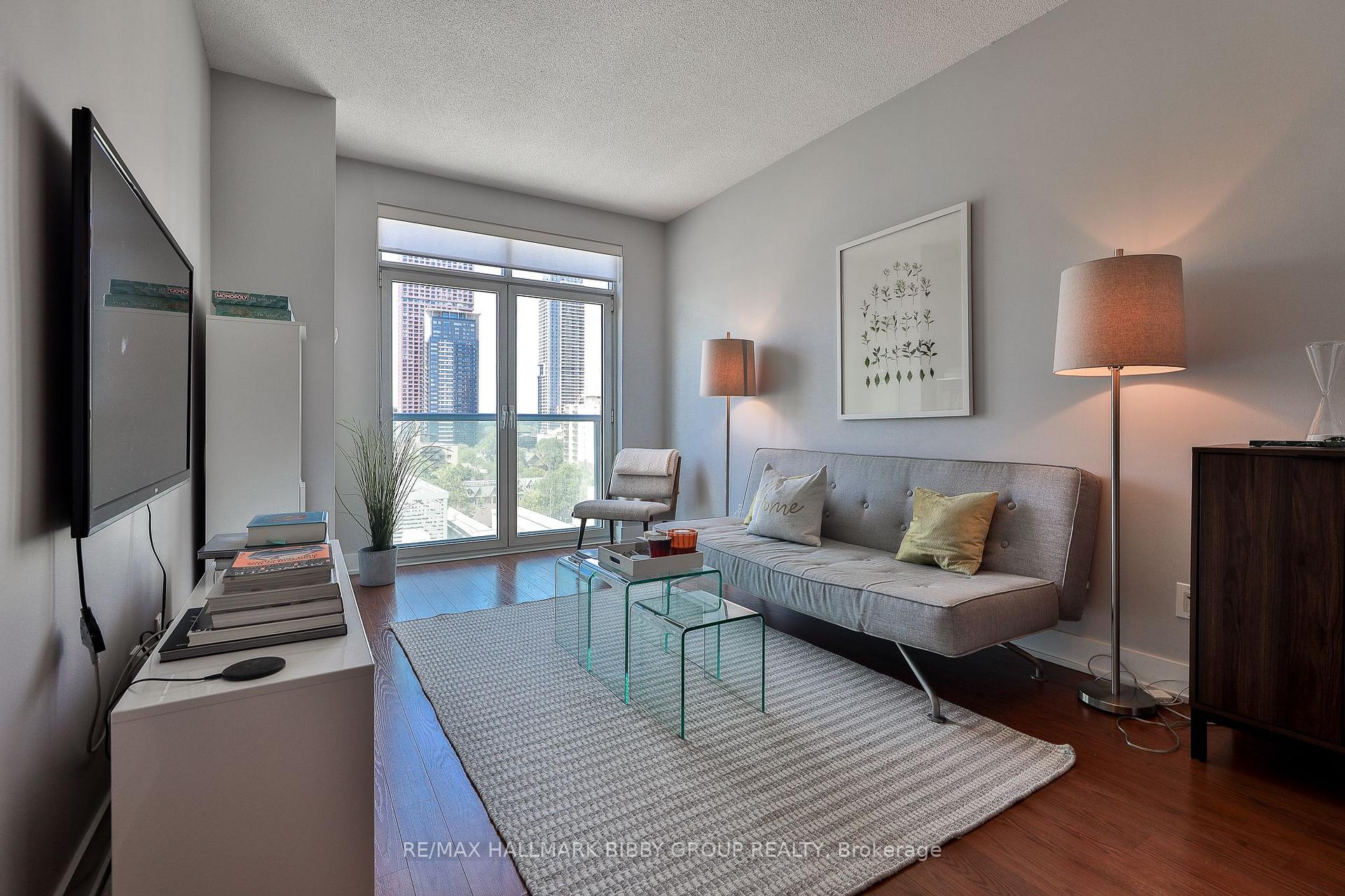 Front of Unit 1102, 120 Homewood Avenue