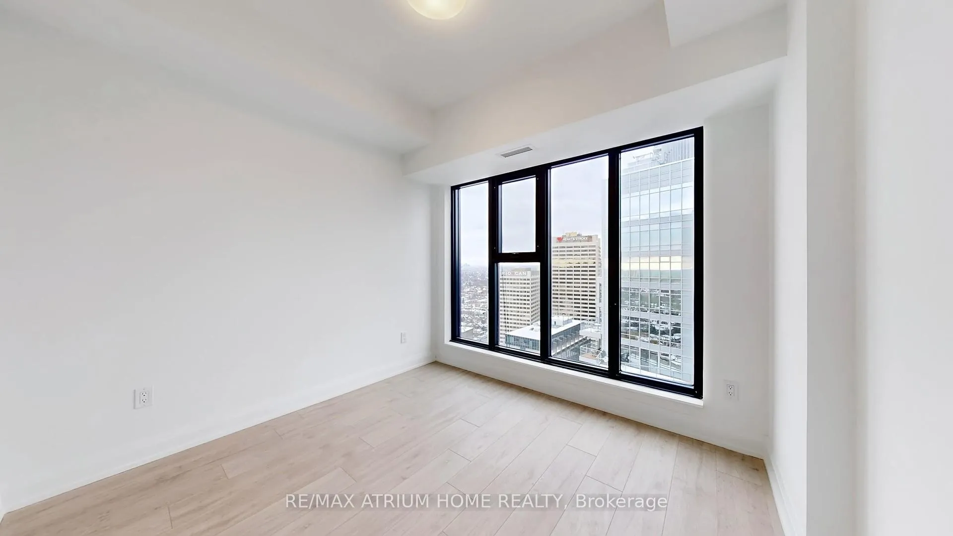 Photo 8 of Unit 3309, 20 Soudan Avenue, Toronto, Mount Pleasant West — HOMEH