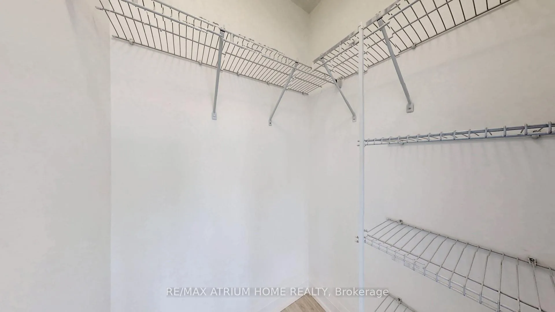 Photo 10 of Unit 3309, 20 Soudan Avenue, Toronto, Mount Pleasant West — HOMEH