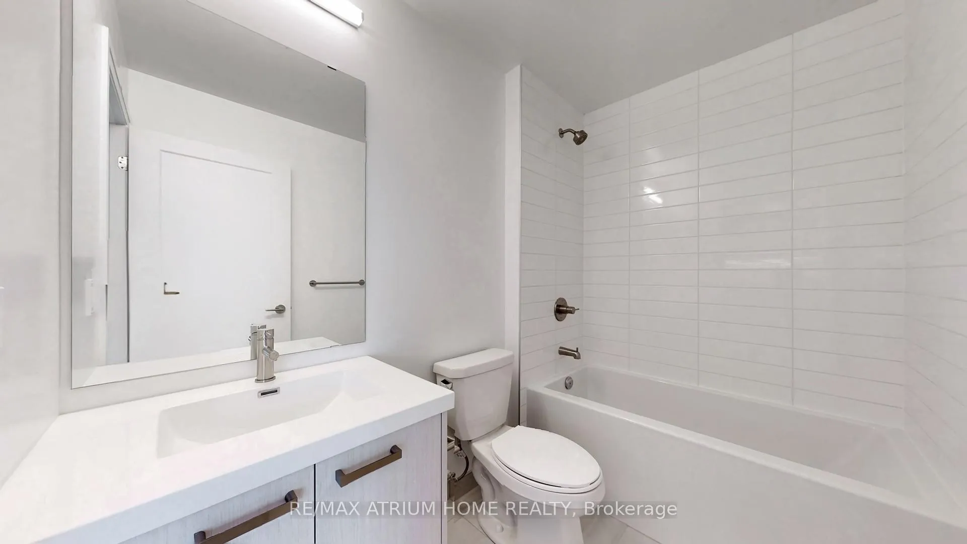Photo 14 of Unit 3309, 20 Soudan Avenue, Toronto, Mount Pleasant West — HOMEH
