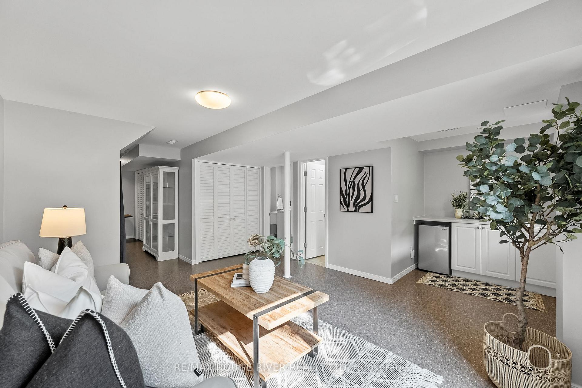 Photo 49 of Unit 49, 1087 Ormond Drive, Oshawa, Samac — HOMEH