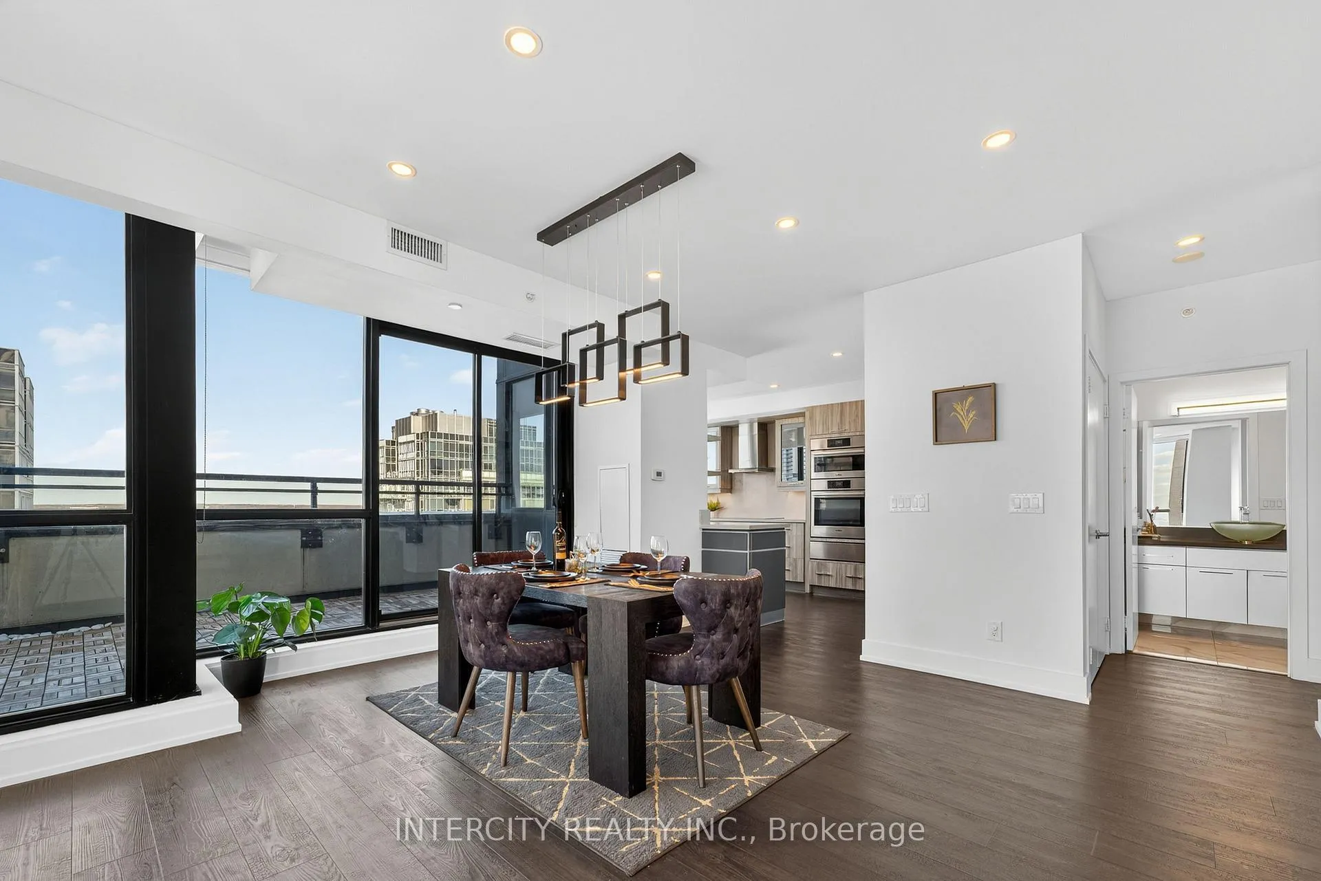 Photo 10 of Unit Ph05, 2910 Highway 7 Road, Vaughan, Concord — HOMEH