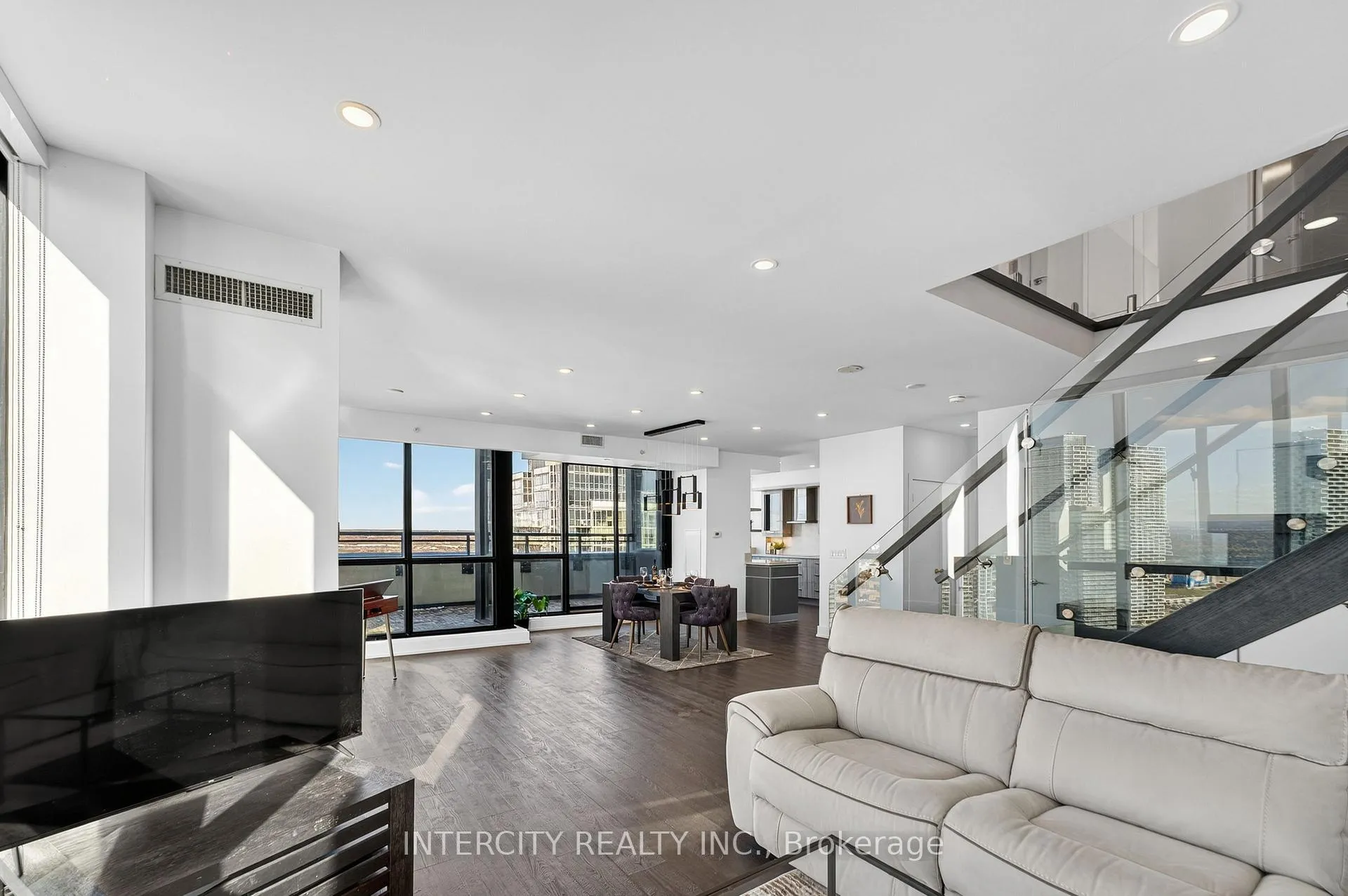 Photo 15 of Unit Ph05, 2910 Highway 7 Road, Vaughan, Concord — HOMEH