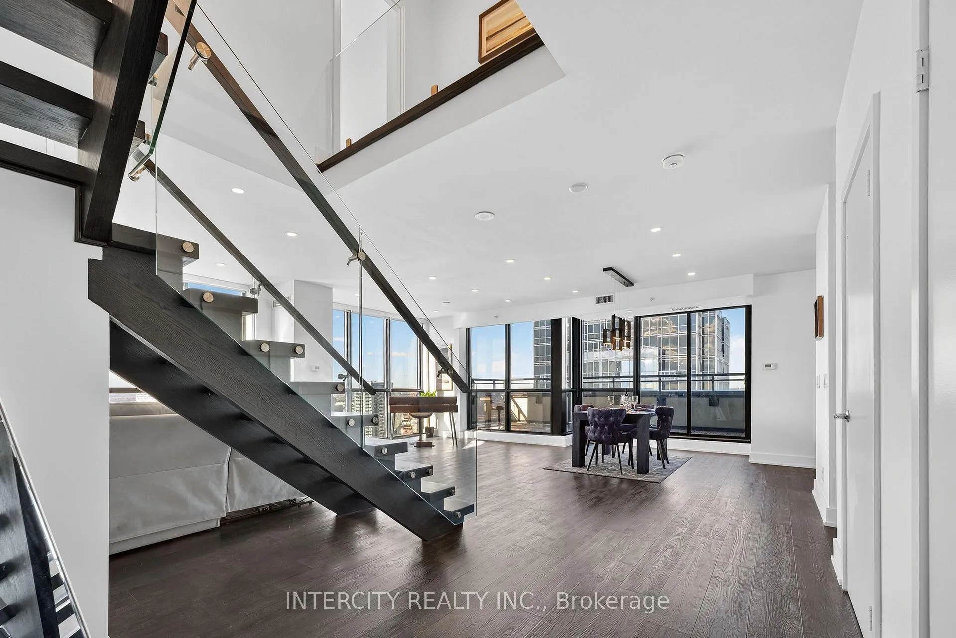 Photo 17 of Unit Ph05, 2910 Highway 7 Road, Vaughan, Concord — HOMEH