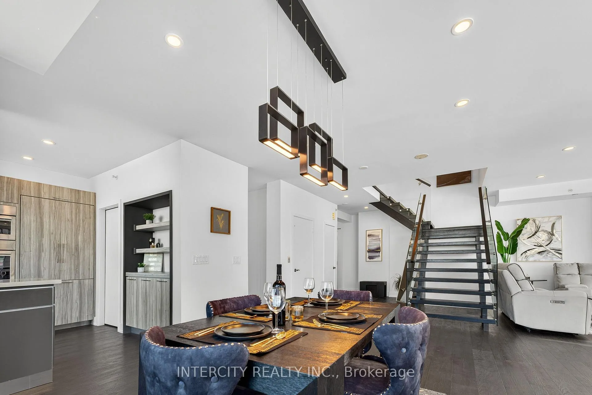 Photo 18 of Unit Ph05, 2910 Highway 7 Road, Vaughan, Concord — HOMEH