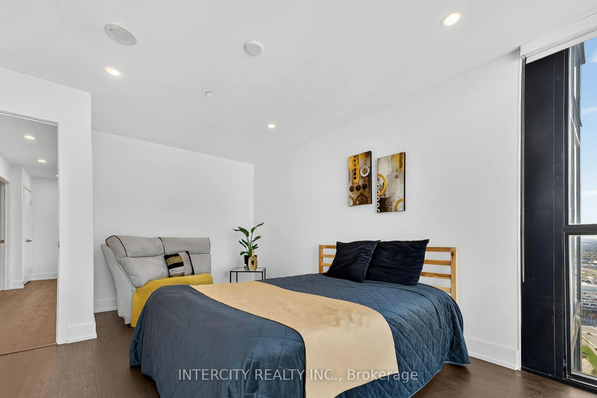 Photo 30 of Unit Ph05, 2910 Highway 7 Road, Vaughan, Concord — HOMEH